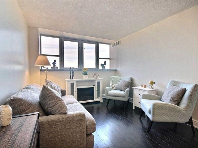 UPH-109 - 797 Don Mills Rd, Condo with 1 bedrooms, 2 bathrooms and 2 parking in Toronto ON | Image 1