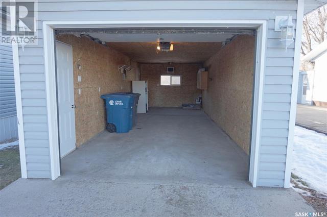 308 Main St, House detached with 1 bedrooms, 1 bathrooms and null parking in Odessa SK | Image 20
