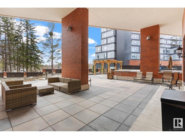 201 - 10108 125 St Nw, Condo with 1 bedrooms, 2 bathrooms and 1 parking in Edmonton AB | Image 2