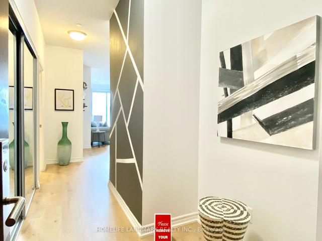 4004 - 386 Yonge St, Condo with 2 bedrooms, 2 bathrooms and 1 parking in Toronto ON | Image 21
