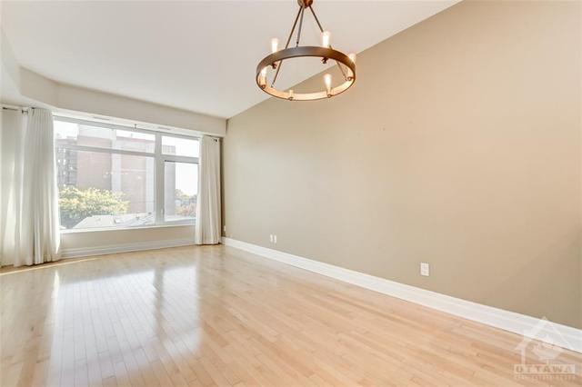 505 - 245 Kent St, Condo with 2 bedrooms, 2 bathrooms and 1 parking in Ottawa ON | Image 11