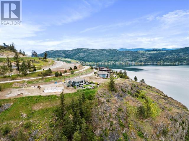 8856 Somerset Pl, House detached with 3 bedrooms, 2 bathrooms and 3 parking in Vernon BC | Image 61