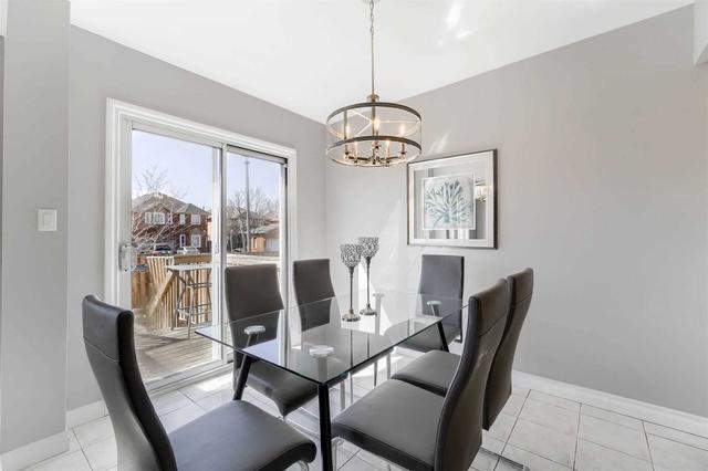 6153 Windfleet Cres, House attached with 4 bedrooms, 4 bathrooms and 4 parking in Mississauga ON | Image 4