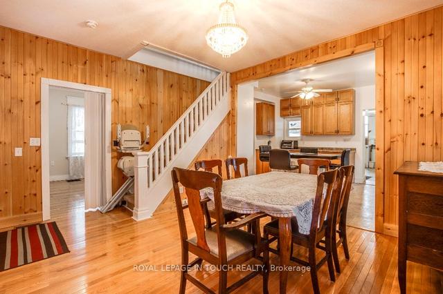 30 Maria St, House detached with 4 bedrooms, 2 bathrooms and 3 parking in Penetanguishene ON | Image 32