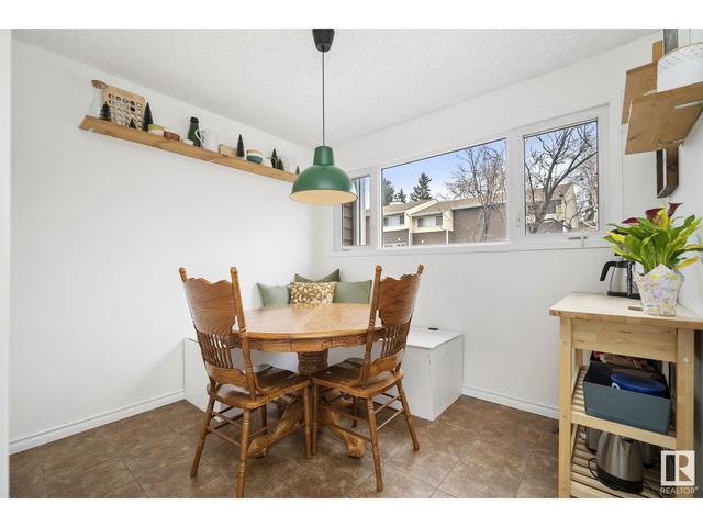 1035 Millbourne Rd E Nw, House attached with 3 bedrooms, 1 bathrooms and 2 parking in Edmonton AB | Image 17