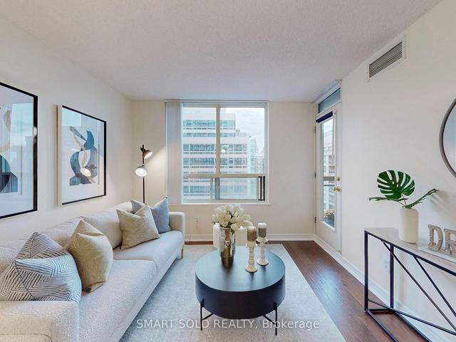 1703 - 18 Parkview Ave, Condo with 2 bedrooms, 2 bathrooms and 1 parking in Toronto ON | Image 40