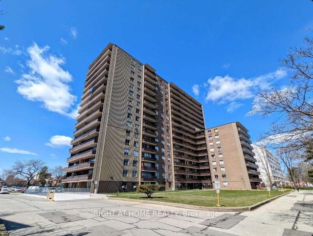 806 - 180 Markham Rd, Condo with 2 bedrooms, 2 bathrooms and 1 parking in Toronto ON | Image 2