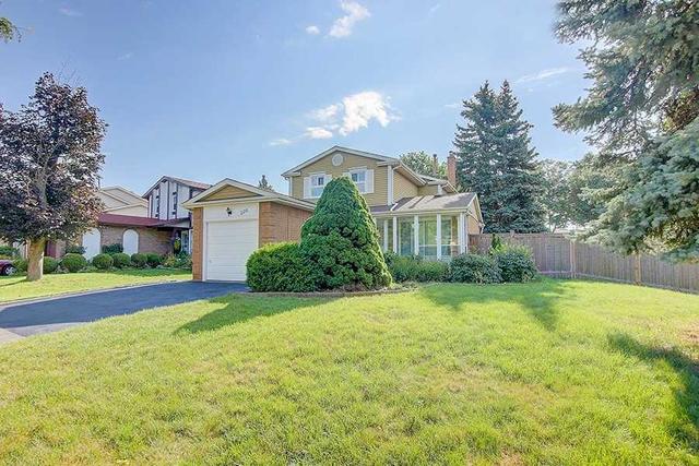 226 Goldhawk Trail, House detached with 3 bedrooms, 3 bathrooms and 3 parking in Toronto ON | Image 12