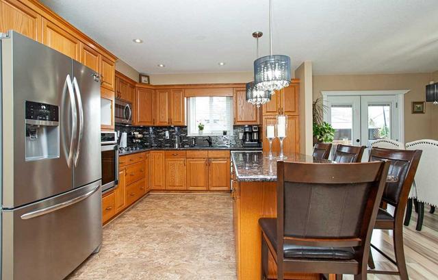 20 Windle Village Cres, House detached with 3 bedrooms, 2 bathrooms and 4 parking in Thorold ON | Image 5
