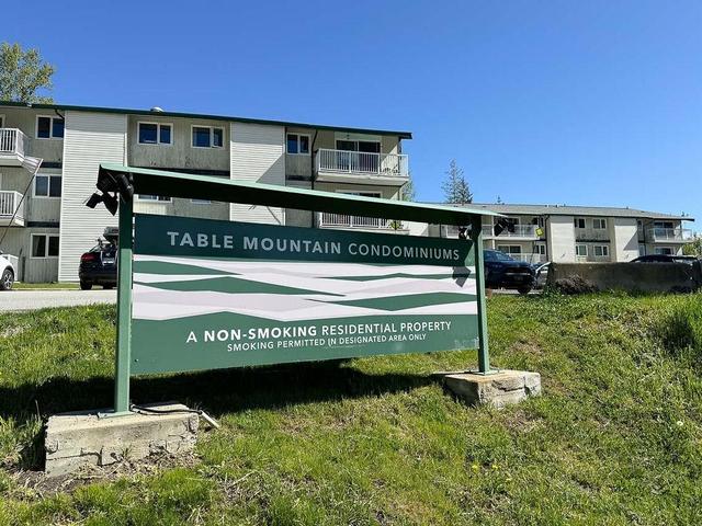 203 - 880 Wordsworth Avenue, Condo with 2 bedrooms, 1 bathrooms and 1 parking in Warfield BC | Image 1
