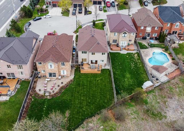6786 Kazoo Crt, House detached with 4 bedrooms, 4 bathrooms and 7 parking in Mississauga ON | Image 32