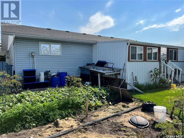 905 21st St, House detached with 4 bedrooms, 2 bathrooms and null parking in Humboldt SK | Image 36