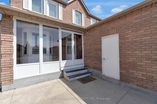 26 Forrester Dr, House detached with 3 bedrooms, 4 bathrooms and 6 parking in Brampton ON | Image 23