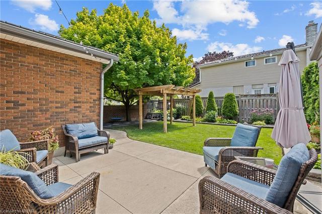 3 Glen Lake Cres, House detached with 5 bedrooms, 2 bathrooms and 7 parking in Kitchener ON | Image 8