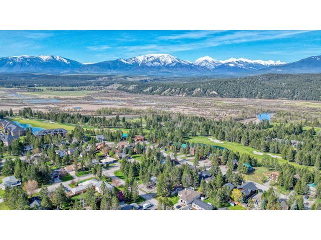 7501 Rivercrest Rd, House detached with 2 bedrooms, 1 bathrooms and 4 parking in Radium Hot Springs BC | Image 33