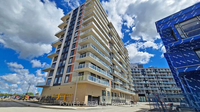 723 - 2 David Eyer Rd, Condo with 1 bedrooms, 2 bathrooms and 1 parking in Richmond Hill ON | Image 1