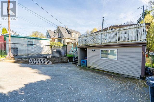 1379 - 1381 E 11th Ave, House detached with 6 bedrooms, 4 bathrooms and 2 parking in Vancouver BC | Image 33