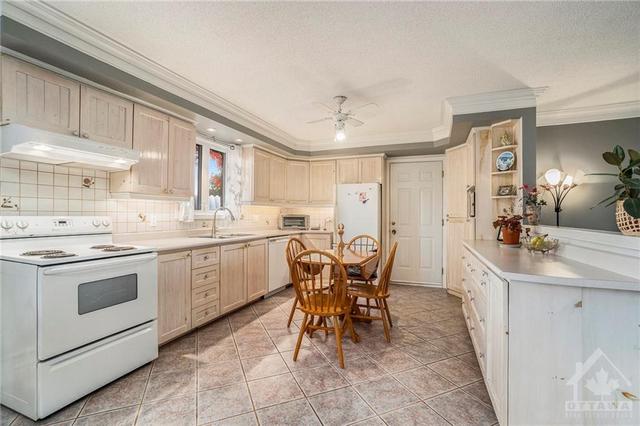 846 Montee Lafontaine Road, House detached with 2 bedrooms, 1 bathrooms and 20 parking in Casselman ON | Image 8