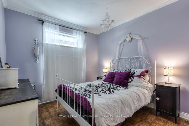 137 Margueretta St, House detached with 6 bedrooms, 4 bathrooms and 3 parking in Toronto ON | Image 4
