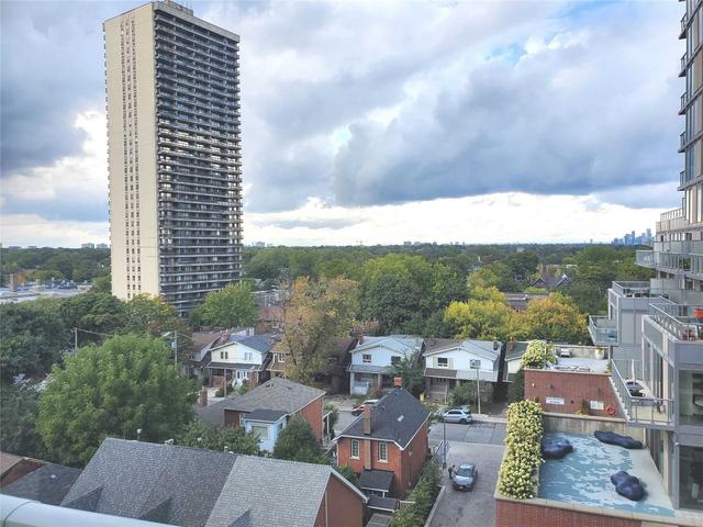 621 - 33 Helendale Ave, Condo with 2 bedrooms, 2 bathrooms and 1 parking in Toronto ON | Image 12