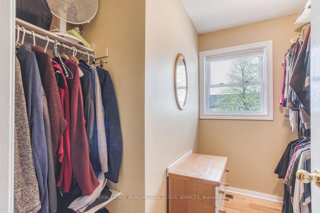 2190 Woodglen Cres, House detached with 3 bedrooms, 3 bathrooms and 4 parking in Burlington ON | Image 16