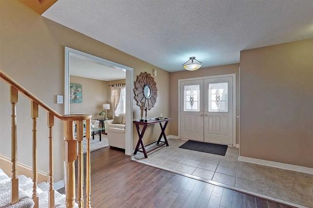 57 Knupp Rd, House detached with 4 bedrooms, 3 bathrooms and 4 parking in Barrie ON | Image 4