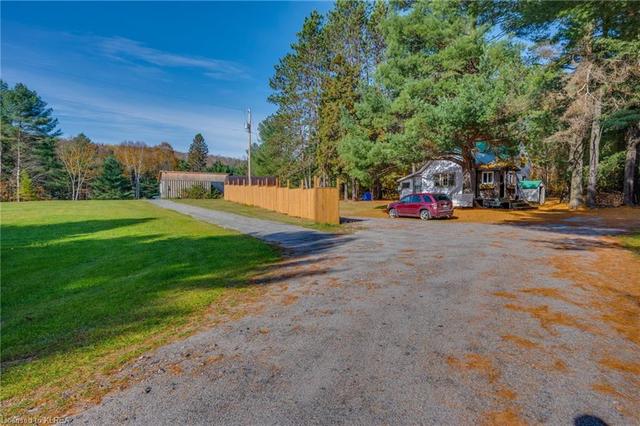 502 South Baptiste Lake Road, House detached with 0 bedrooms, 1 bathrooms and 21 parking in Hastings Highlands ON | Image 1