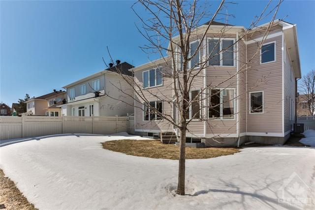 2137 Valenceville Crescent, House detached with 4 bedrooms, 4 bathrooms and 4 parking in Ottawa ON | Image 29