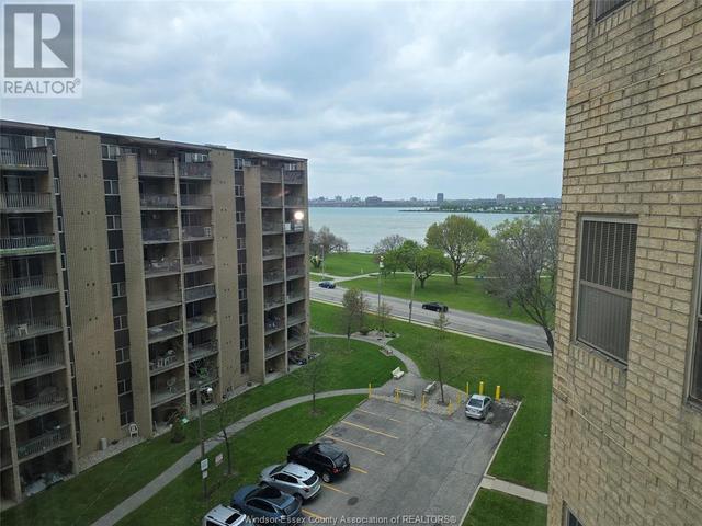 707 - 3601 Riverside Drive East, Condo with 2 bedrooms, 2 bathrooms and null parking in Windsor ON | Image 4