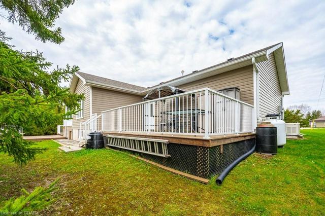 9478 Maas Park Dr, House detached with 3 bedrooms, 2 bathrooms and 6 parking in Wellington North ON | Image 28