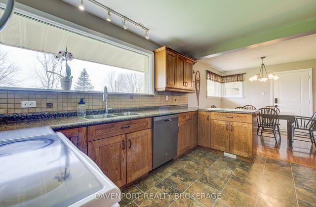 298 London Rd S, House detached with 2 bedrooms, 1 bathrooms and 12 parking in Wellington North ON | Image 2