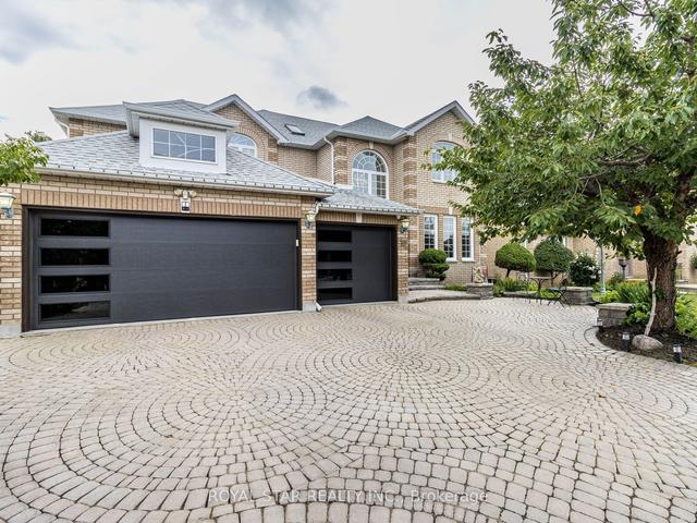 70 Colonel Bertram Rd, House detached with 4 bedrooms, 5 bathrooms and 7 parking in Brampton ON | Image 1