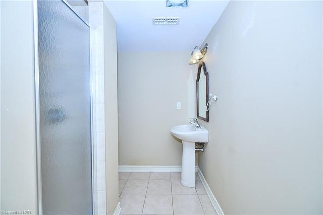 413 Niagara St, House detached with 3 bedrooms, 3 bathrooms and null parking in St. Catharines ON | Image 18