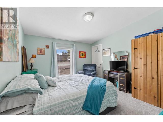 107 - 1750 Lenz Rd, House detached with 3 bedrooms, 2 bathrooms and 8 parking in West Kelowna BC | Image 14