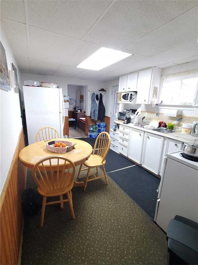 72 Commercial St, Sold in Milton Zoocasa