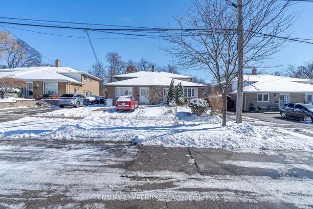 9 Northover St, House semidetached with 3 bedrooms, 3 bathrooms and 2 parking in Toronto ON | Image 29