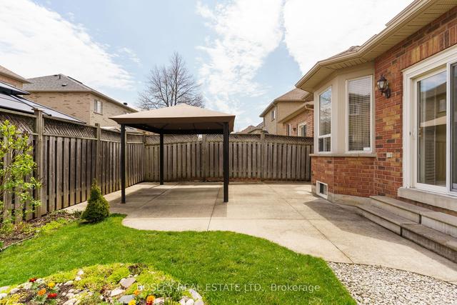 27 Tacc Trail, House detached with 3 bedrooms, 3 bathrooms and 6 parking in Vaughan ON | Image 35