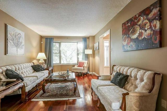 112 Waldie Rd, House detached with 4 bedrooms, 3 bathrooms and 4 parking in Oakville ON | Image 5