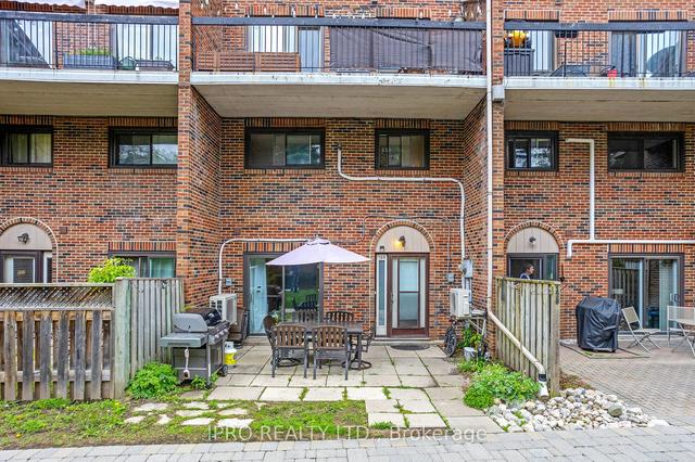 128 - 49 Rhonda Rd, Townhouse with 3 bedrooms, 2 bathrooms and 1 parking in Guelph ON | Image 13