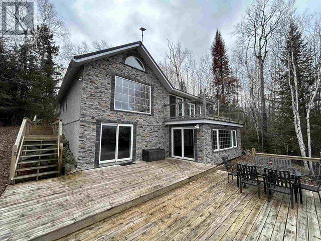 402c Reef Point Rd, House detached with 2 bedrooms, 2 bathrooms and null parking in Rainy River, Unorganized ON | Image 1