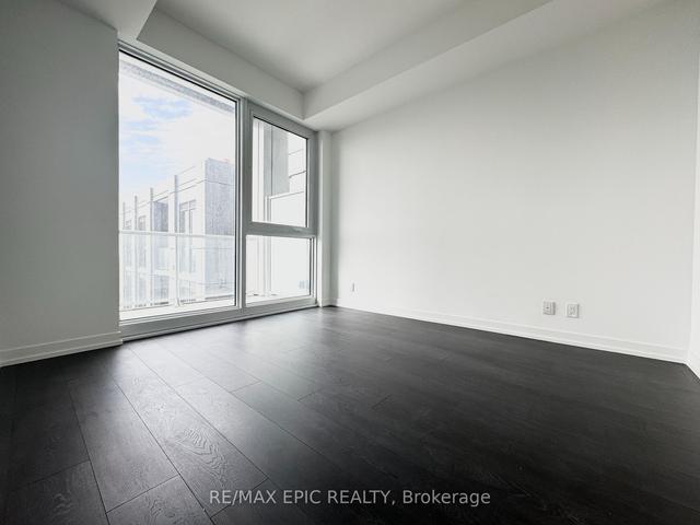 ph21 - 2020 Bathurst St, Condo with 3 bedrooms, 2 bathrooms and 0 parking in Toronto ON | Image 6