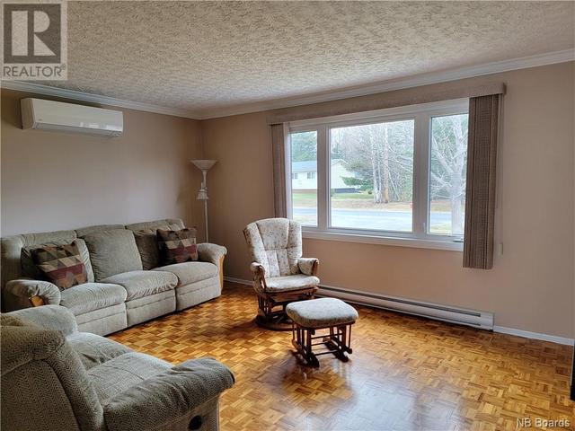 23 Pine Rd, House detached with 4 bedrooms, 2 bathrooms and null parking in Bathurst NB | Image 18