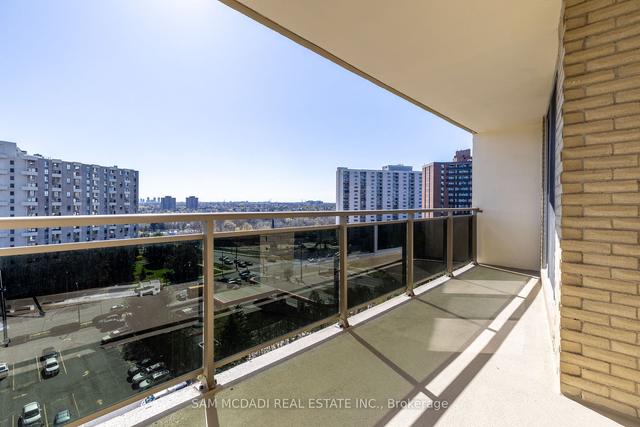 1104 - 820 Burnhamthorpe Rd, Condo with 2 bedrooms, 2 bathrooms and 1 parking in Toronto ON | Image 8