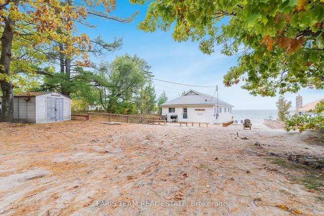 98 Centre Beach Rd, House detached with 4 bedrooms, 1 bathrooms and 5 parking in Tiny ON | Image 17