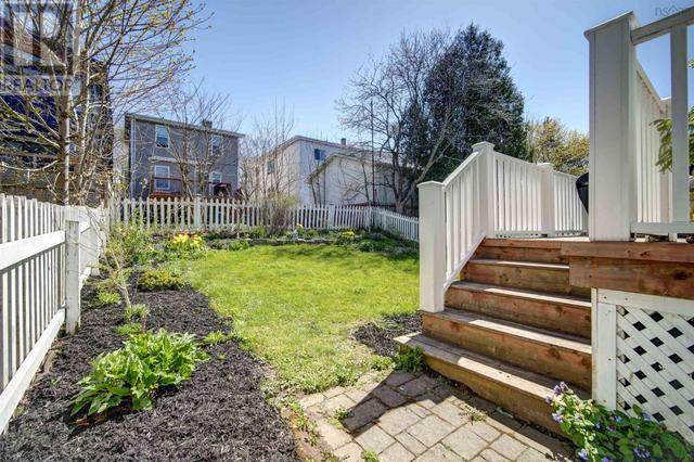 2569 Joseph St, House detached with 2 bedrooms, 2 bathrooms and null parking in Halifax NS | Image 36