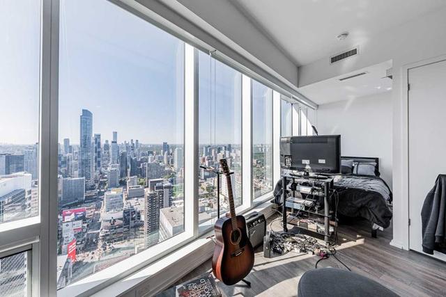 5313 - 197 Yonge St, Condo with 0 bedrooms, 1 bathrooms and 0 parking in Toronto ON | Image 10