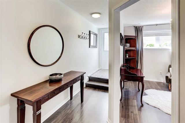 25 - 31 Foundry Ave, Townhouse with 3 bedrooms, 2 bathrooms and 1 parking in Toronto ON | Image 12
