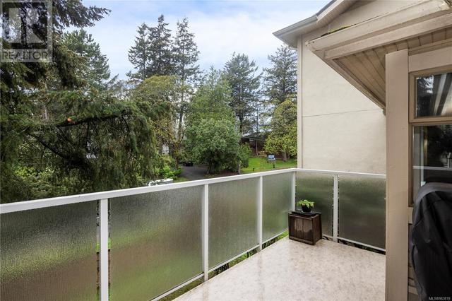9 - 850 Parklands Dr, House attached with 4 bedrooms, 3 bathrooms and 2 parking in Esquimalt BC | Image 32