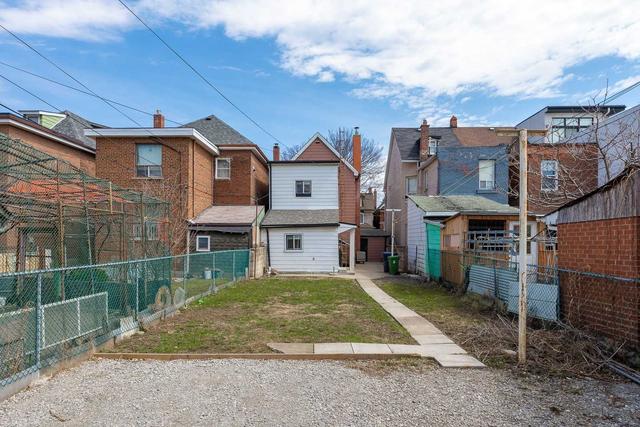 144 Margueretta St, House detached with 3 bedrooms, 2 bathrooms and 4 parking in Toronto ON | Image 7