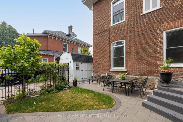 219 Charles St, House semidetached with 4 bedrooms, 2 bathrooms and 1 parking in Belleville ON | Image 24